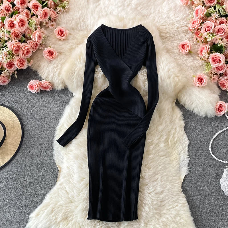 Chic Solid Color Slim Waist Sweater Knit Dresses