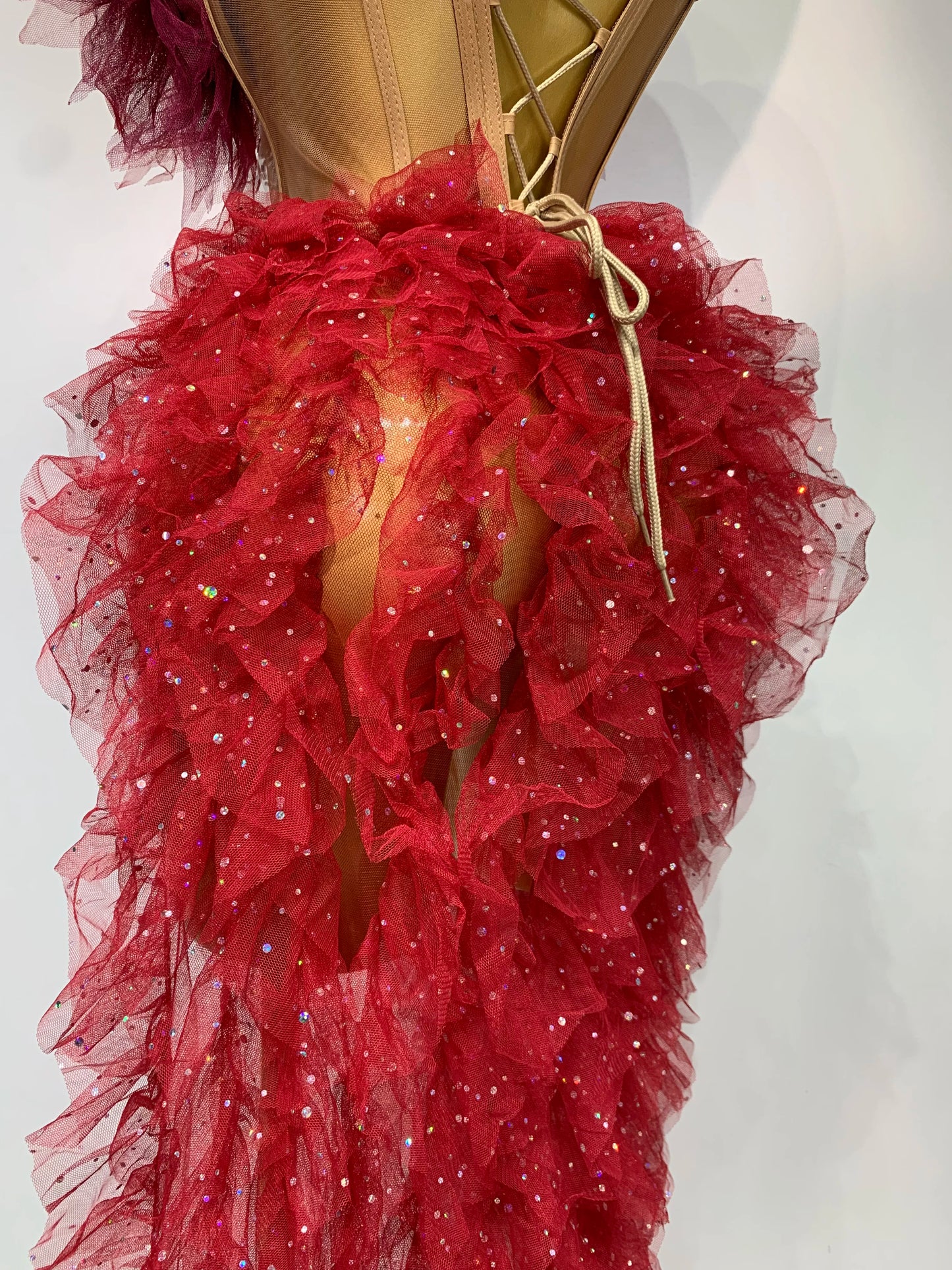 Strapless Ruffles Bodycon Maxi High Split Outfits