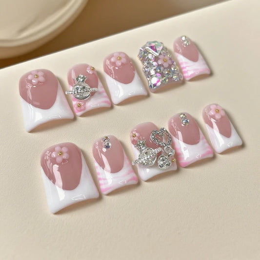 White French Nail Tips 10Pcs Short Duck Nails With Metal Rhinestones Decor Press On Small Flower Sweet Nude Acrylic Fake Nails