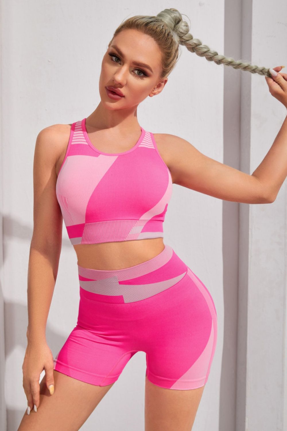 Color Block Sports Bra and Shorts Set - Fashion Finder Hub