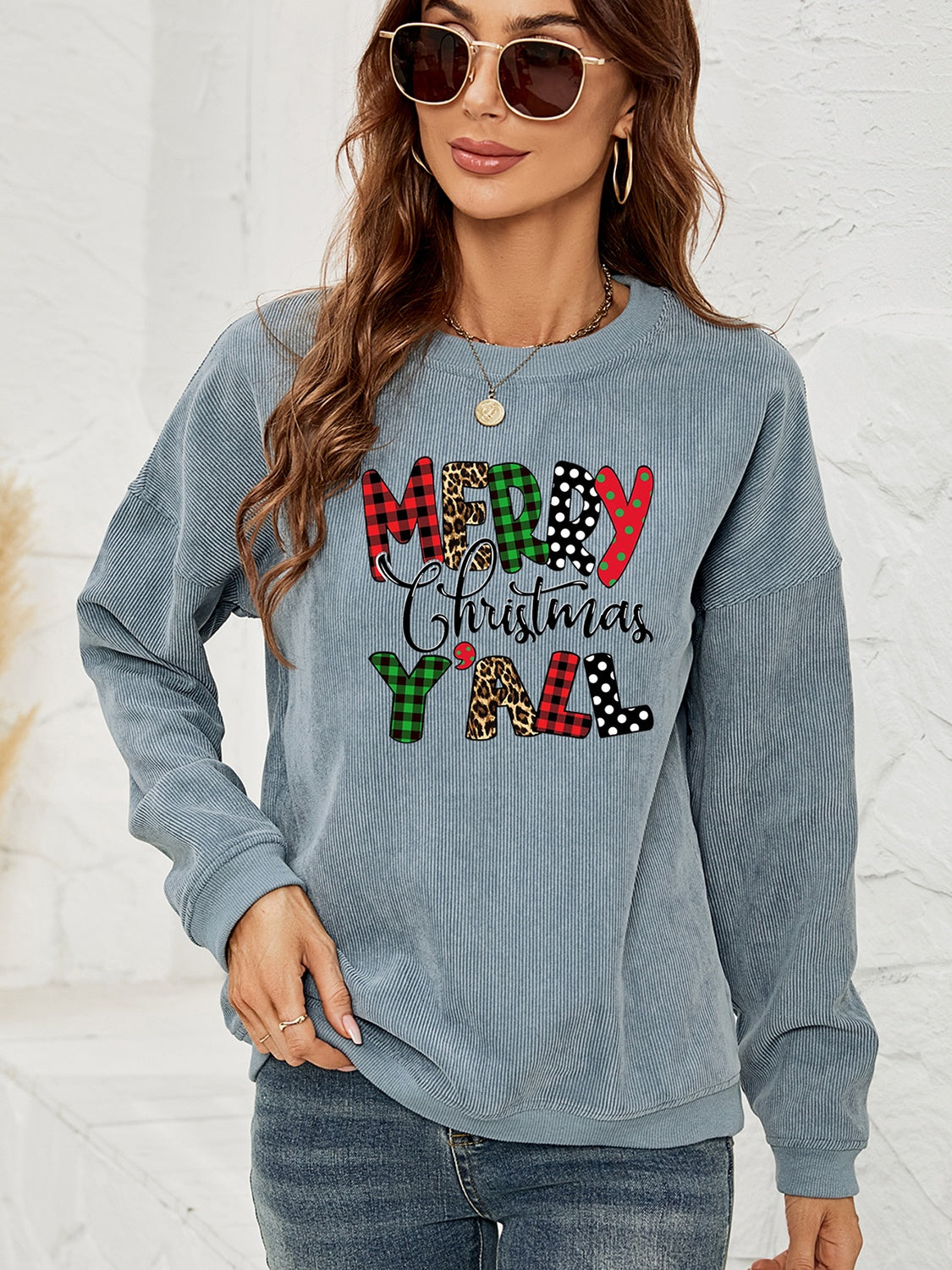 MERRY CHRISTMAS Y'ALL Graphic Sweatshirt - Fashion Finder Hub