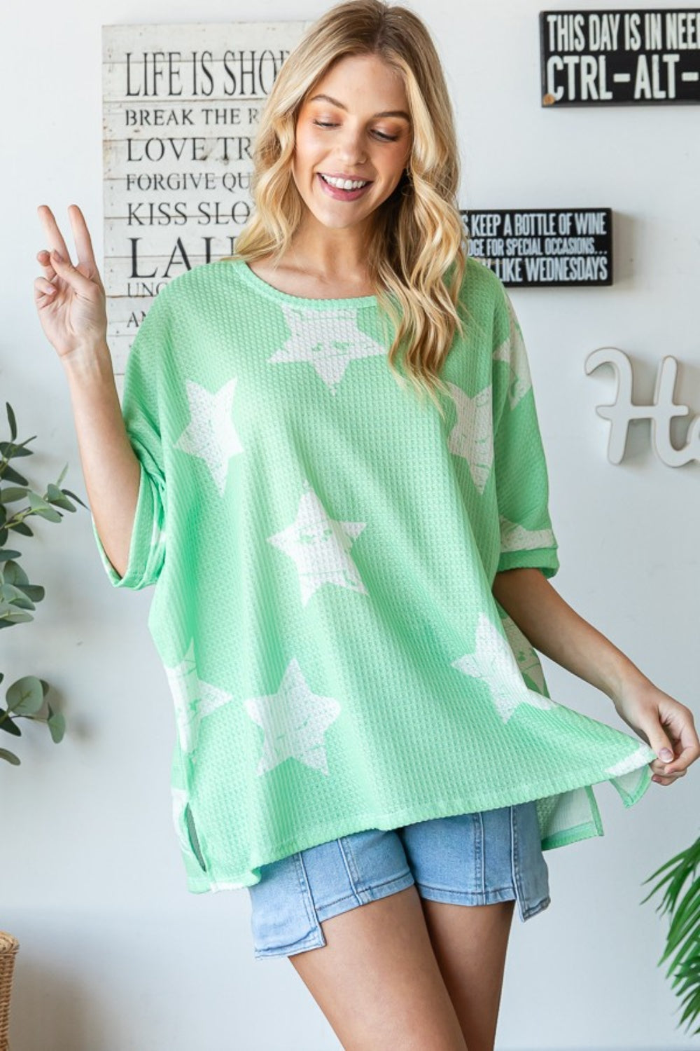 HOPELY Star Pattern Oversized Waffle T-Shirt - Fashion Finder Hub