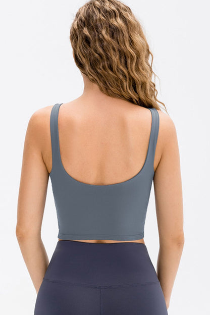 Cropped Scoop Neck Active Tank Top - Fashion Finder Hub