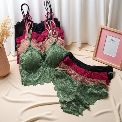 Lace Bra + Panty Removable Bra Sets (4 pcs)