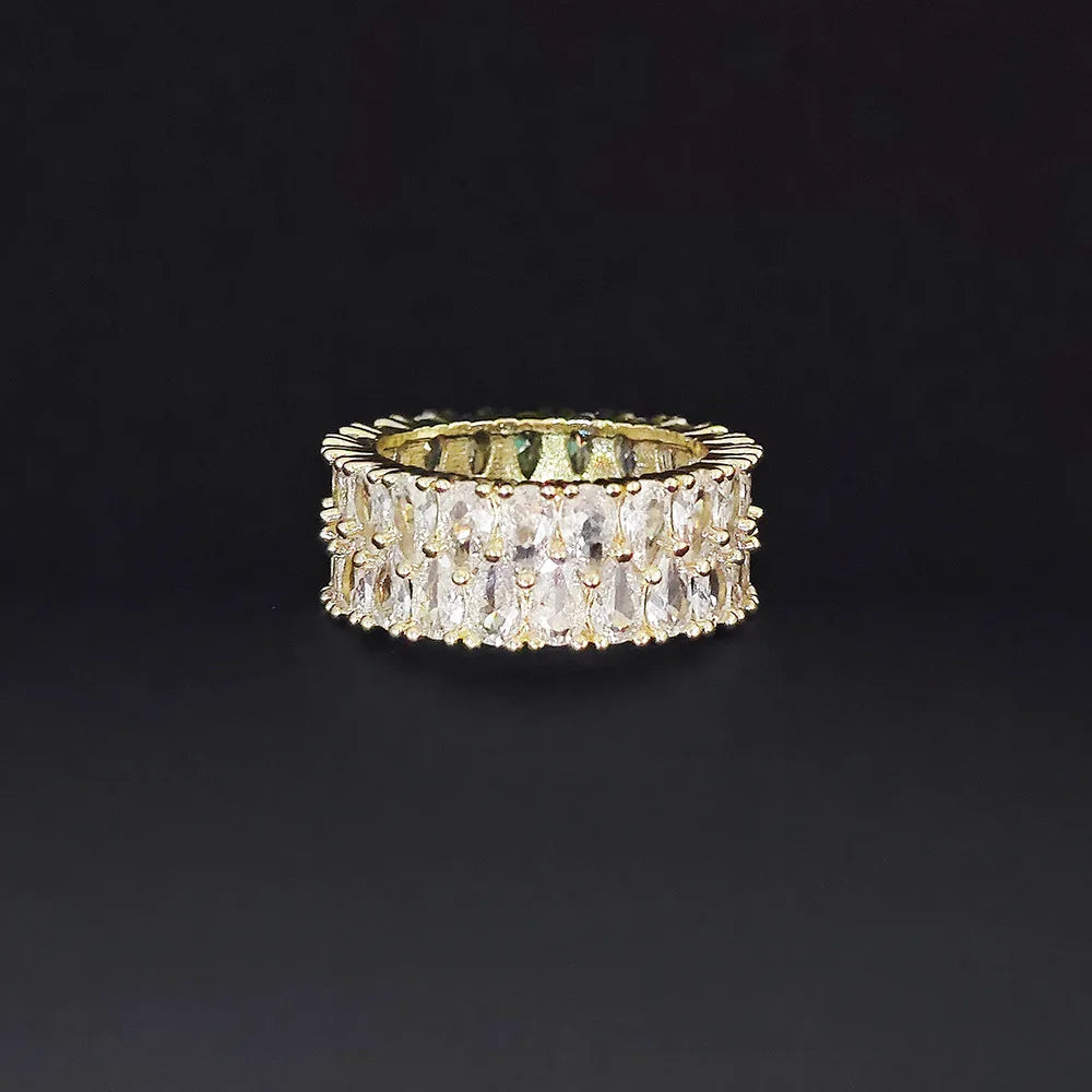 New Sliver Color Zircon Ring for Women Luxury Filled With Crystals Embellishment Fashion Finger Ring Party Jewelry Gift