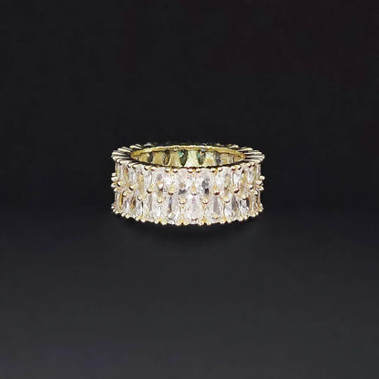 New Sliver Color Zircon Ring for Women Luxury Filled With Crystals Embellishment Fashion Finger Ring Party Jewelry Gift