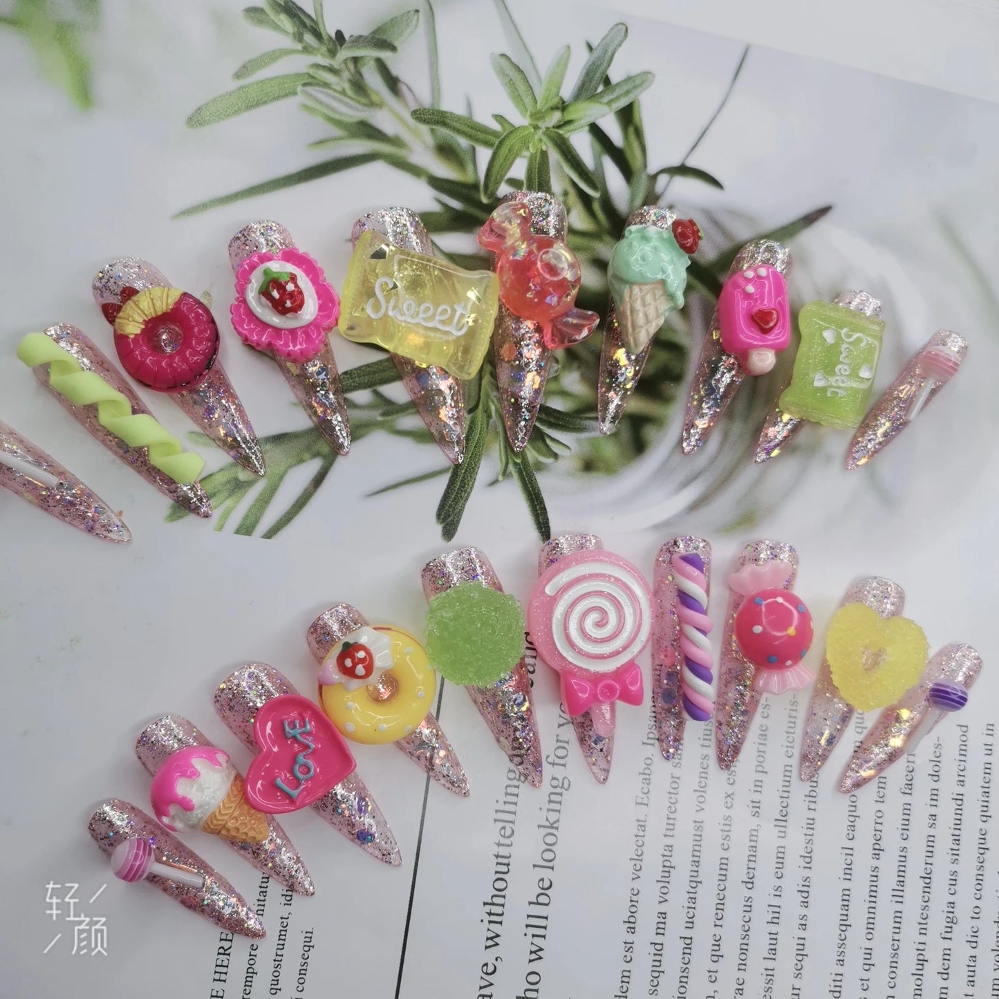 French Press on Nails Acrylic Hand Painted Designer Private Label Logo Customized Packaging Artificial Fingernails