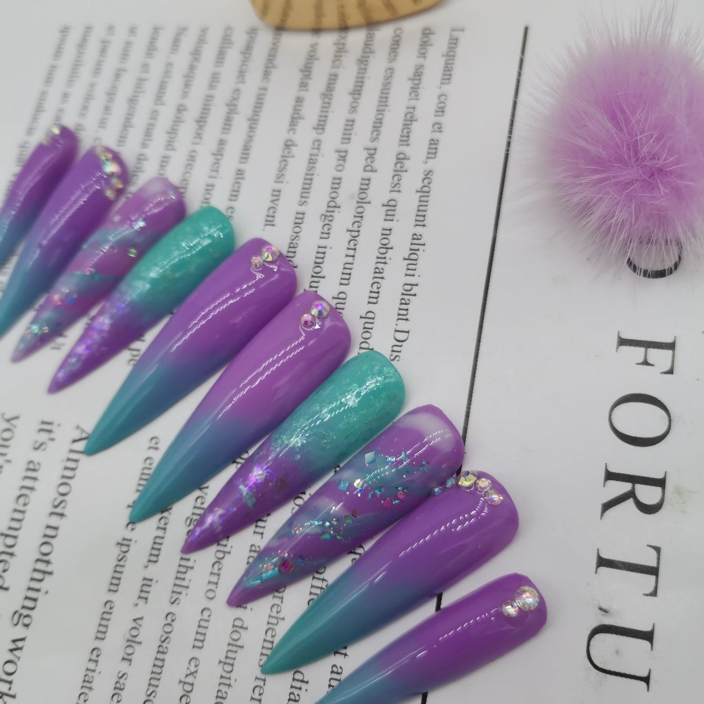 French Press on Nails Acrylic Hand Painted Designer Private Label Logo Customized Packaging Artificial Fingernails