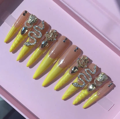 Exclusive Elegant French Design Private Label Short Matte Handmade Press Nails Fake Full Cover Rhinestone Acrylic Artificial