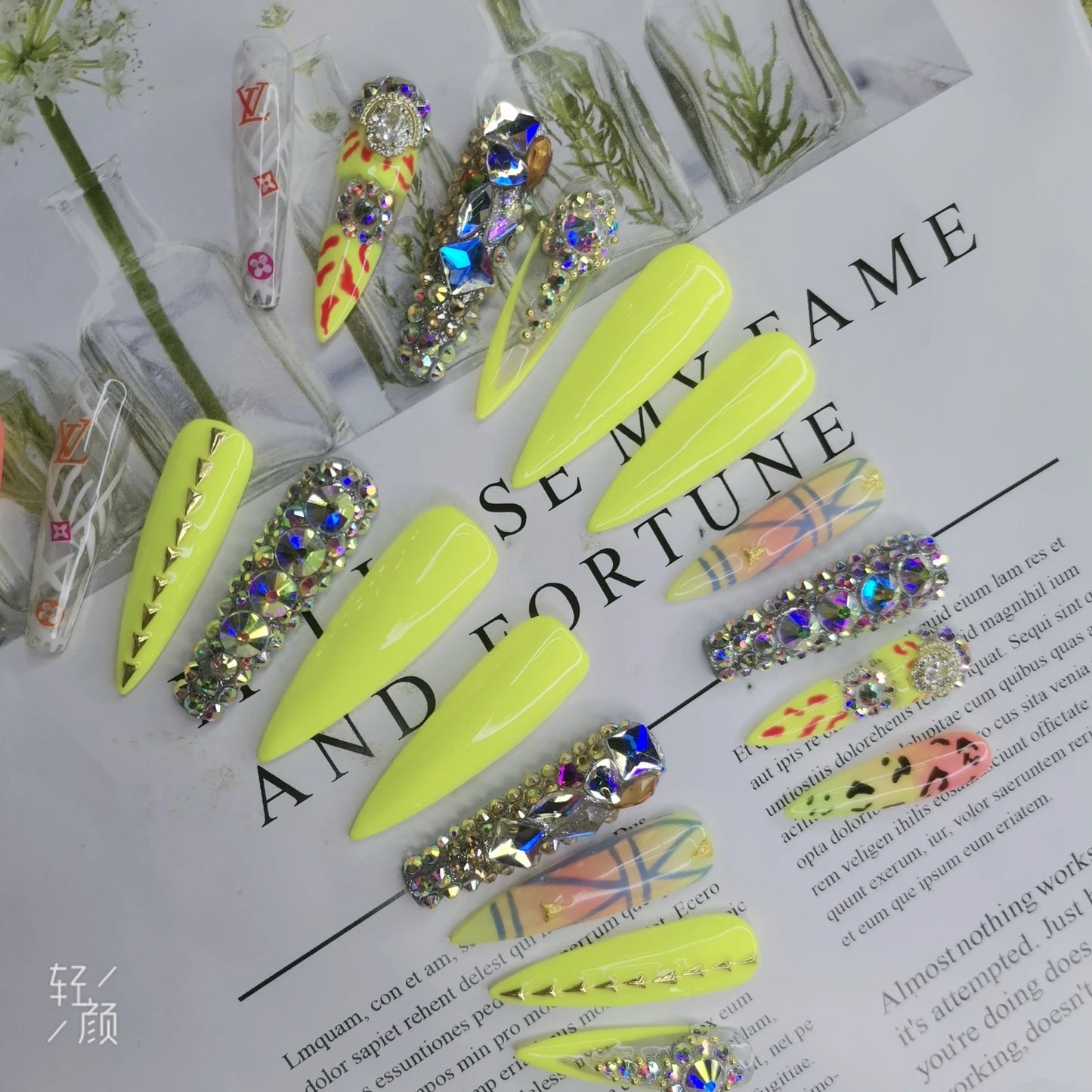 French Press on Nails Acrylic Hand Painted Designer Private Label Logo Customized Packaging Artificial Fingernails