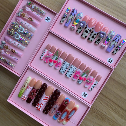 Wholesale Handmade Short Artificial Acrylic French Press Nails Luxury Coffin Style False Nail Tips Rhinestones for Fingers Salon