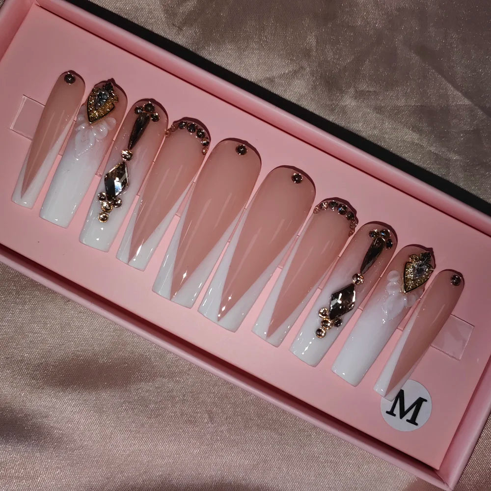 Wholesale Handmade Short Artificial Acrylic French Press Nails Luxury Coffin Style False Nail Tips Rhinestones for Fingers Salon