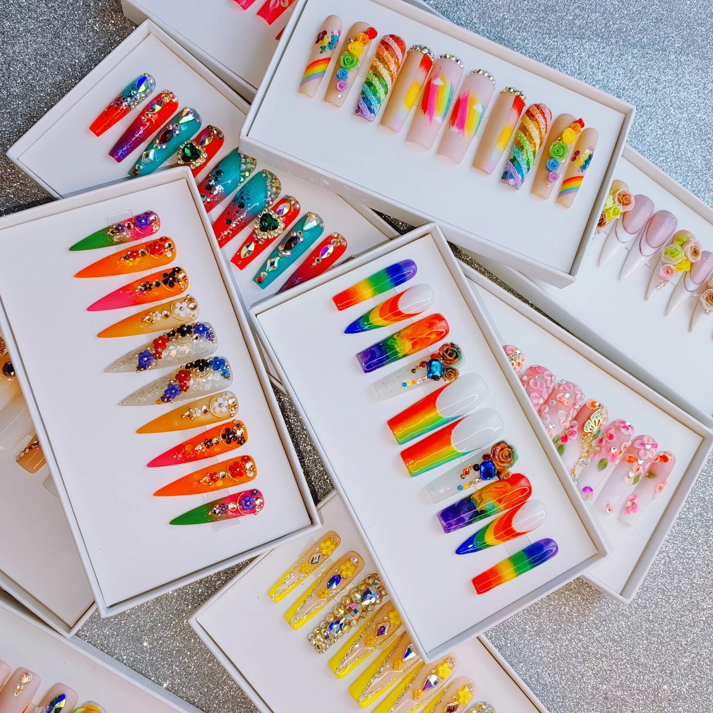 French Press on Nails Acrylic Hand Painted Designer Private Label Logo Customized Packaging Artificial Fingernails