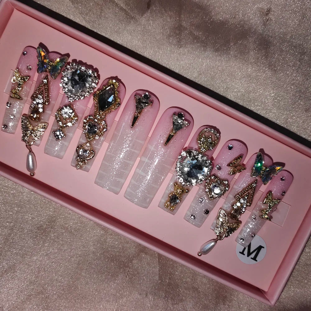 Wholesale Handmade Short Artificial Acrylic French Press Nails Luxury Coffin Style False Nail Tips Rhinestones for Fingers Salon