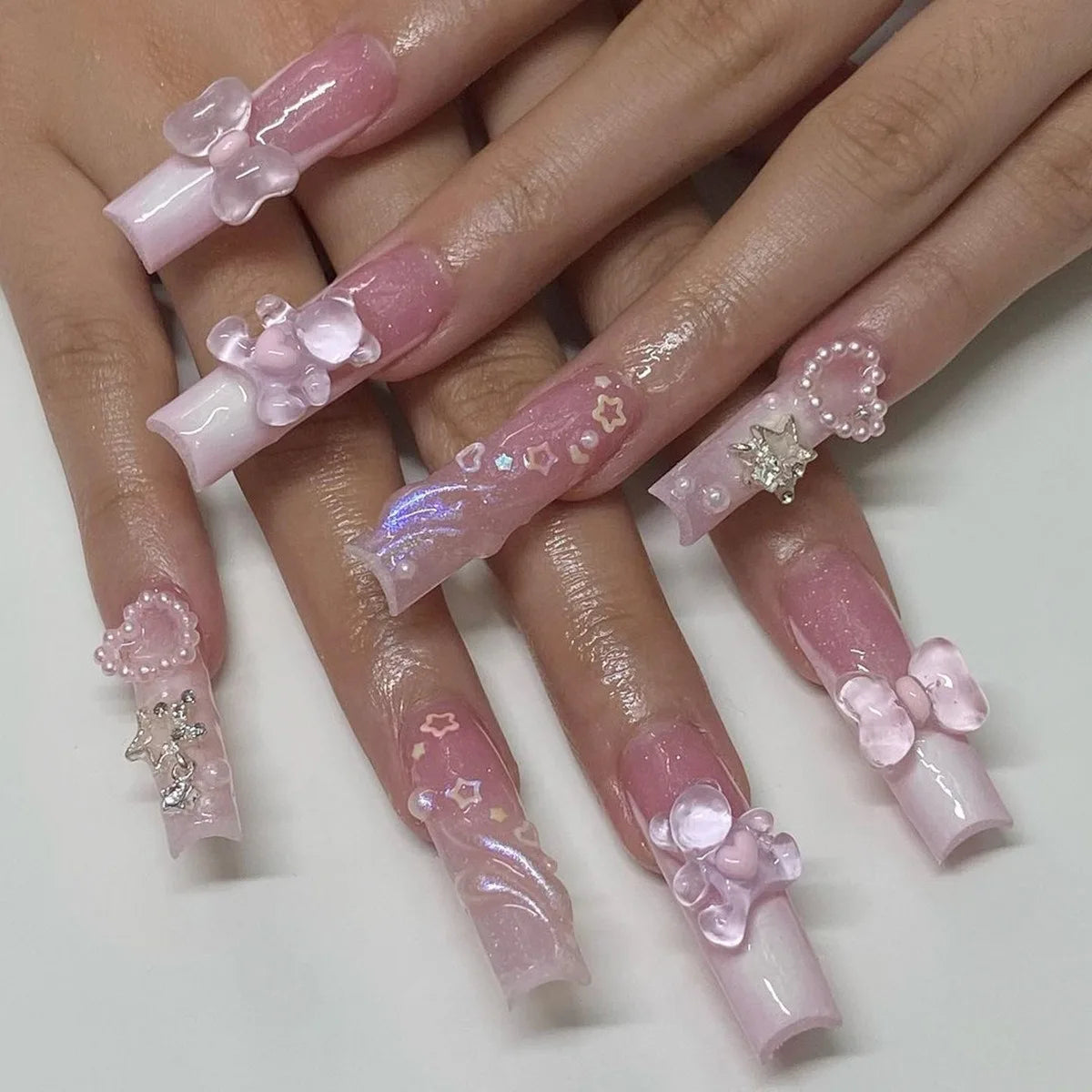 False Nails 