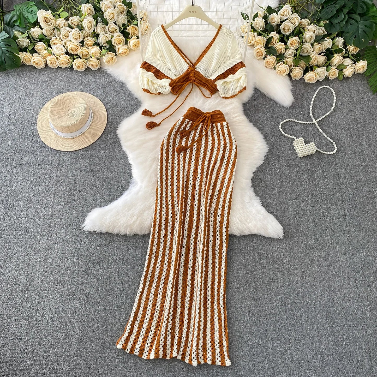 Vacation-style Lace-up V-neck Bell-sleeve Cropped Top + Knit Skirt (Two Piece Set)