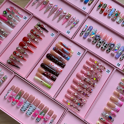 Wholesale Handmade Short Artificial Acrylic French Press Nails Luxury Coffin Style False Nail Tips Rhinestones for Fingers Salon