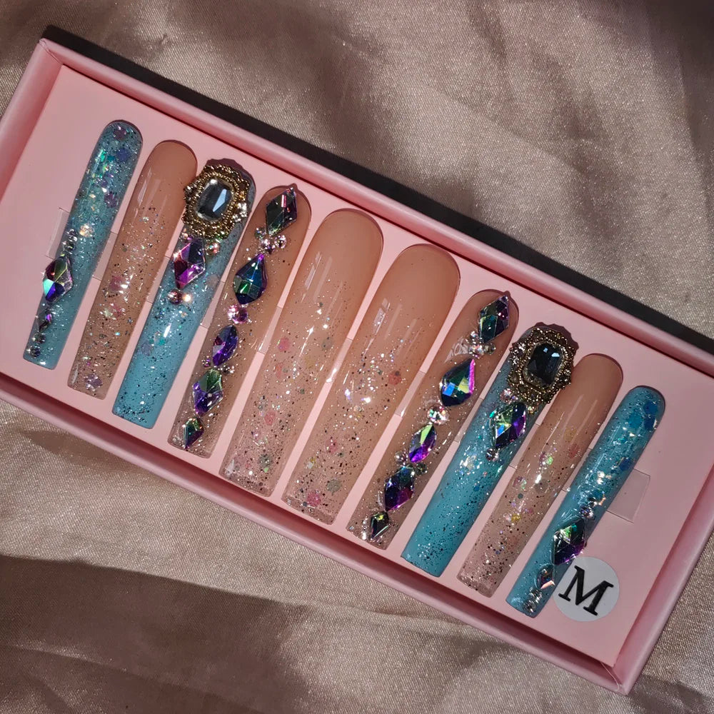 Wholesale Handmade Short Artificial Acrylic French Press Nails Luxury Coffin Style False Nail Tips Rhinestones for Fingers Salon