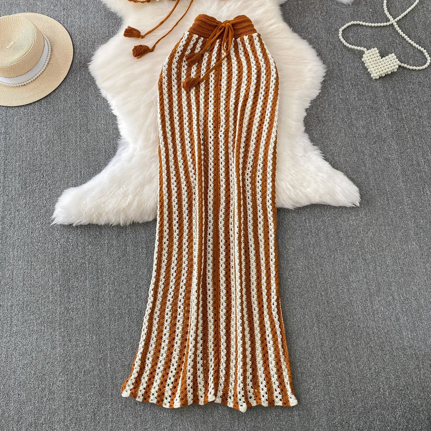 Vacation-style Lace-up V-neck Bell-sleeve Cropped Top + Knit Skirt (Two Piece Set)