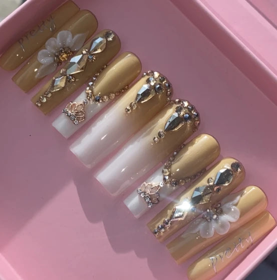 Exclusive Elegant French Design Private Label Short Matte Handmade Press Nails Fake Full Cover Rhinestone Acrylic Artificial