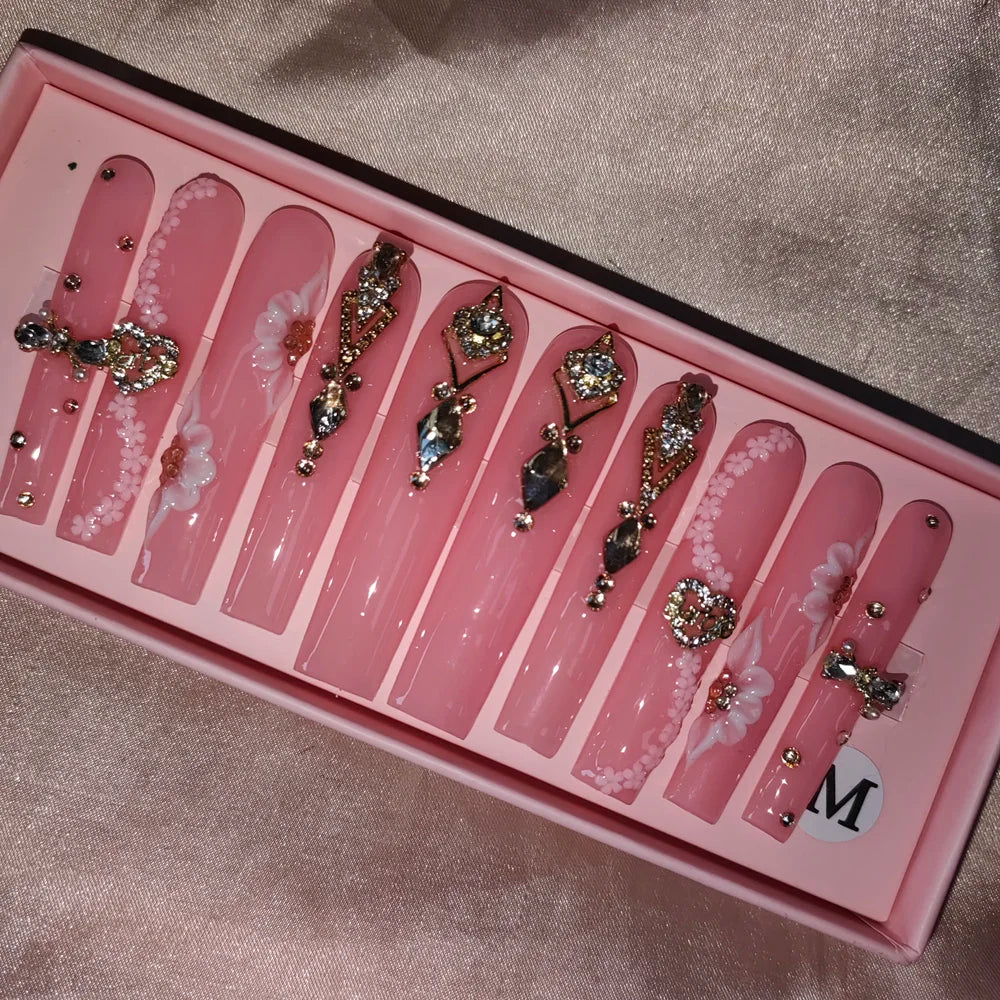 Wholesale Handmade Short Artificial Acrylic French Press Nails Luxury Coffin Style False Nail Tips Rhinestones for Fingers Salon