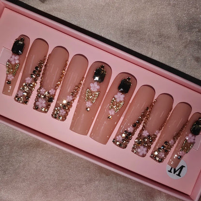 Wholesale Handmade Short Artificial Acrylic French Press Nails Luxury Coffin Style False Nail Tips Rhinestones for Fingers Salon