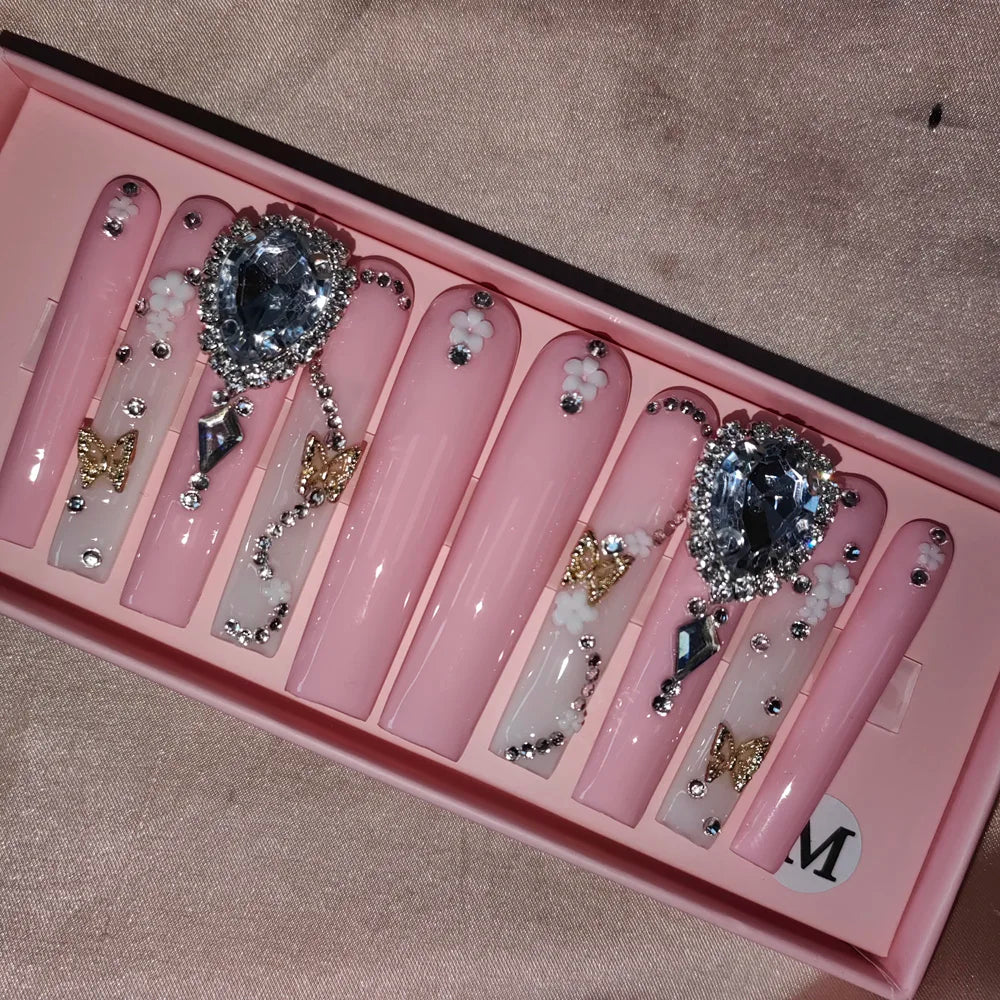 Wholesale Handmade Short Artificial Acrylic French Press Nails Luxury Coffin Style False Nail Tips Rhinestones for Fingers Salon
