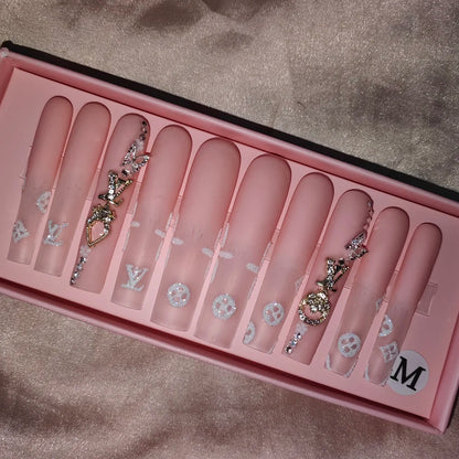Wholesale Handmade Short Artificial Acrylic French Press Nails Luxury Coffin Style False Nail Tips Rhinestones for Fingers Salon