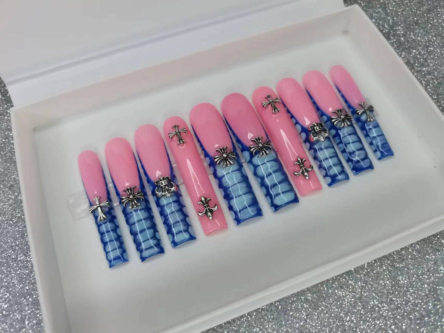 French Press on Nails Acrylic Hand Painted Designer Private Label Logo Customized Packaging Artificial Fingernails