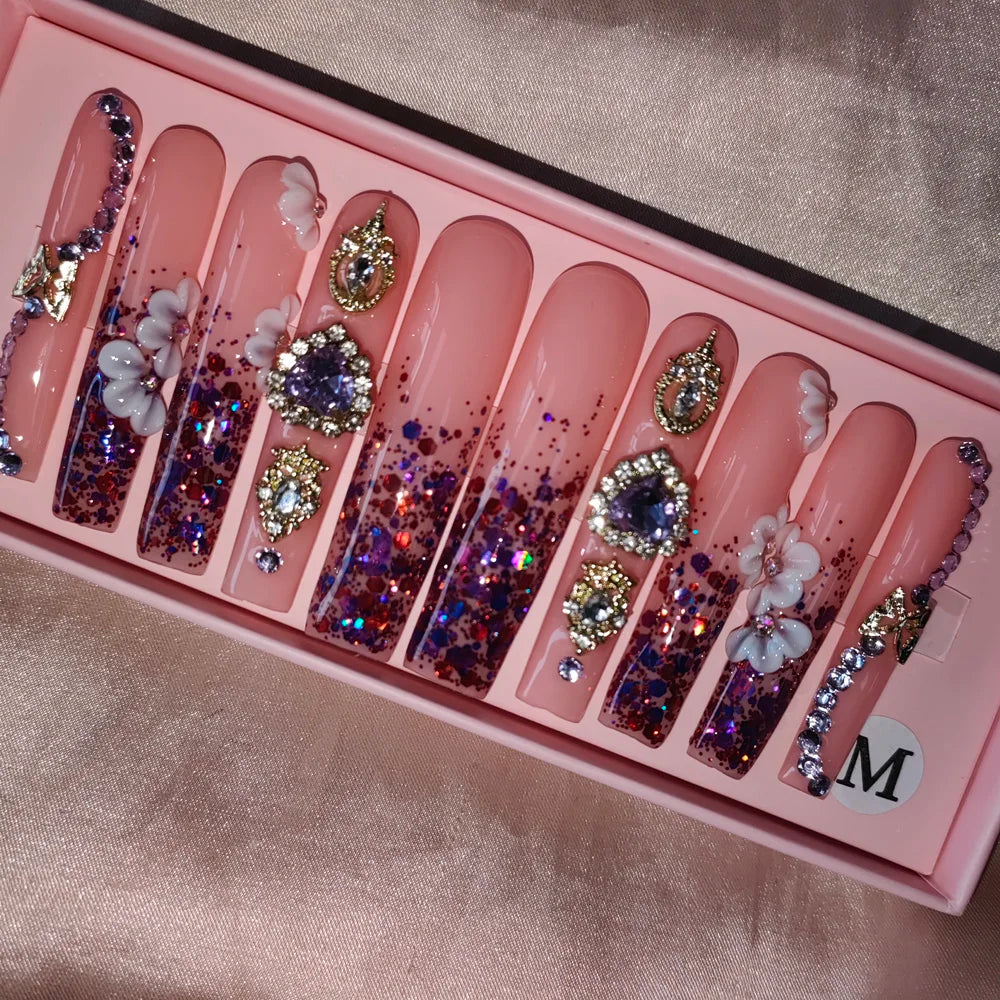 Wholesale Handmade Short Artificial Acrylic French Press Nails Luxury Coffin Style False Nail Tips Rhinestones for Fingers Salon