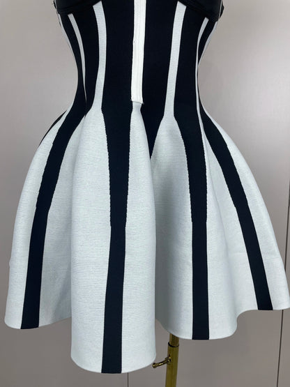 Celebrity Elegant Evening  Backless Black White Stripes Halter Bandage A Line Mini Dresses