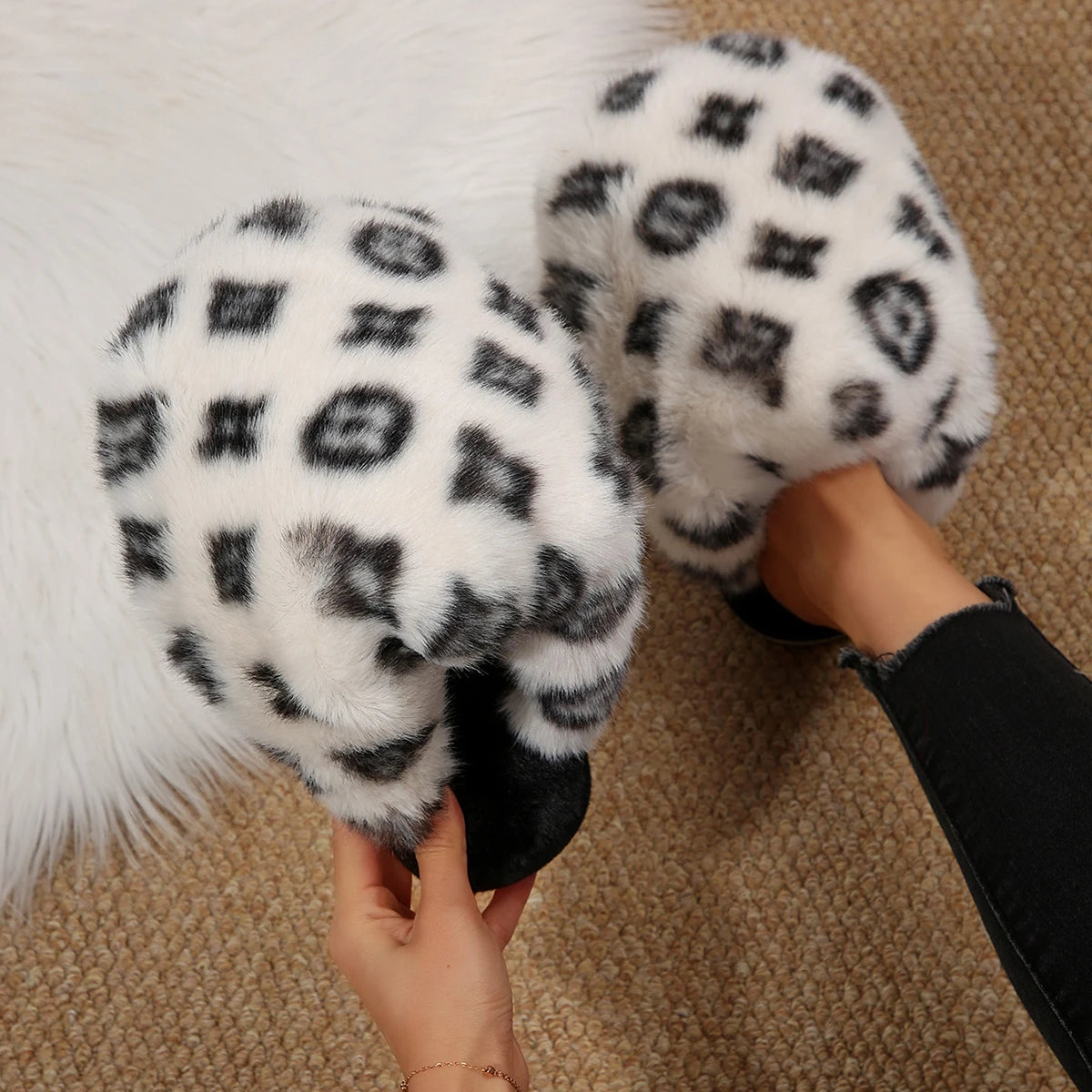 New Fluffy Luxury Designer Home Casual Fuzzy Shoes for Women