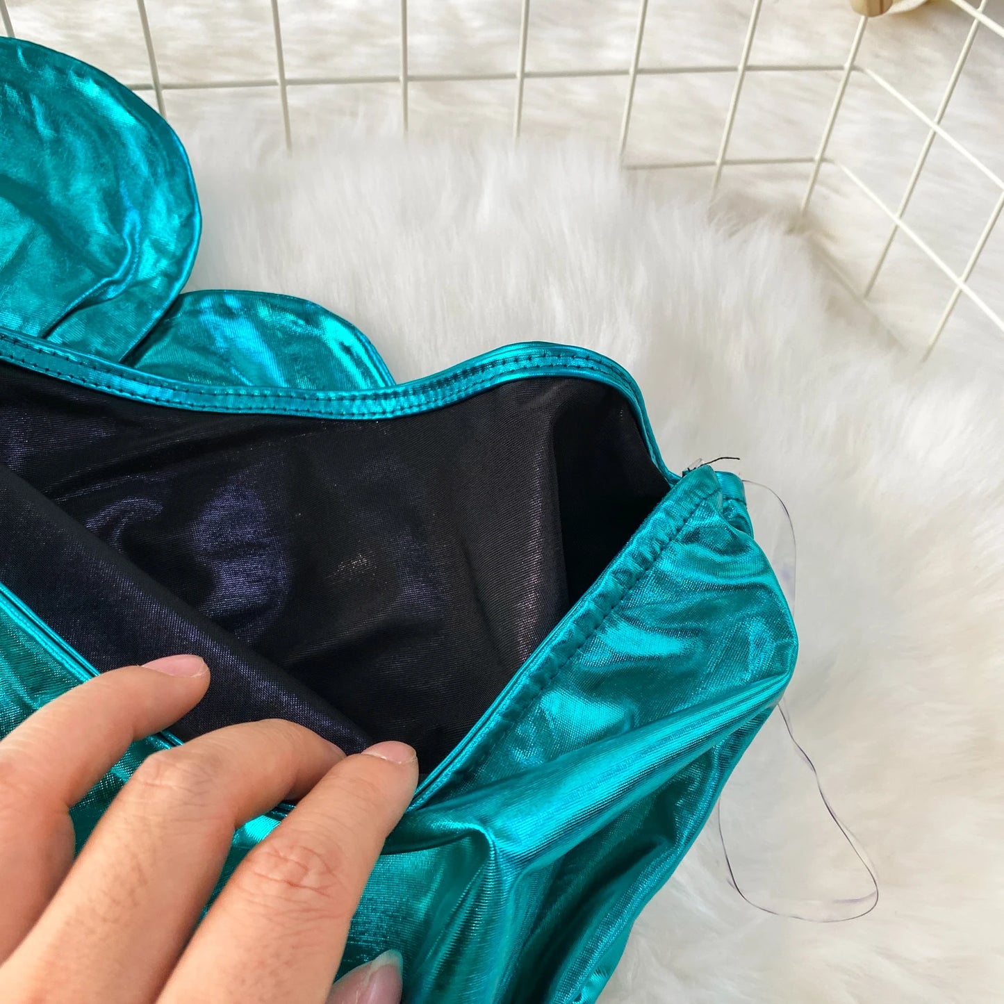 Chic Spliced Halter Diagonal Collar Dresses