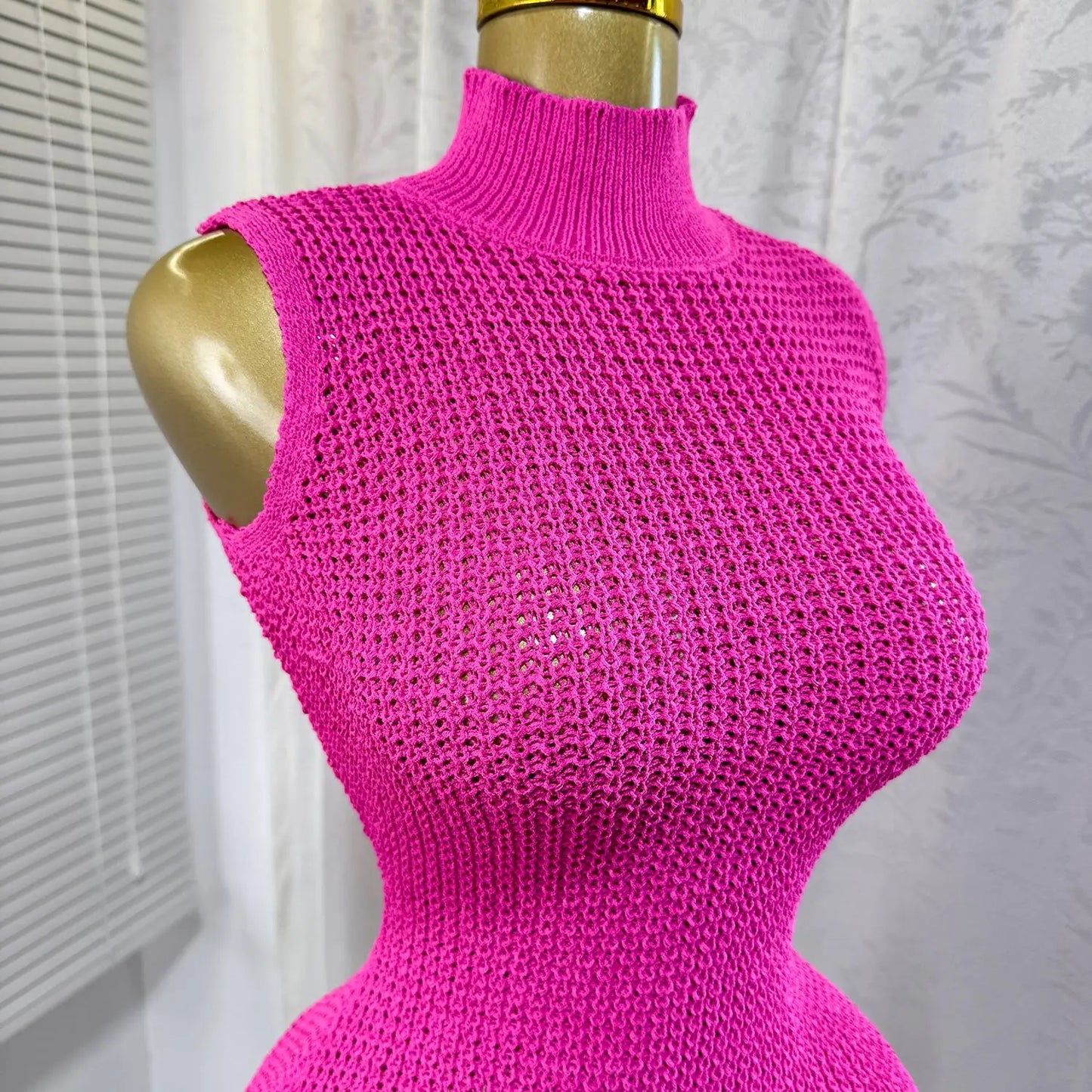 Sleeveless Tassels Hem Bodycon Mini Knitted Dress
