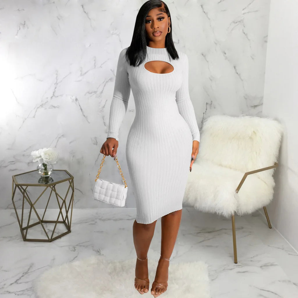 Solid color long-sleeved white collar dresses