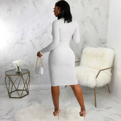 Solid color long-sleeved white collar dresses