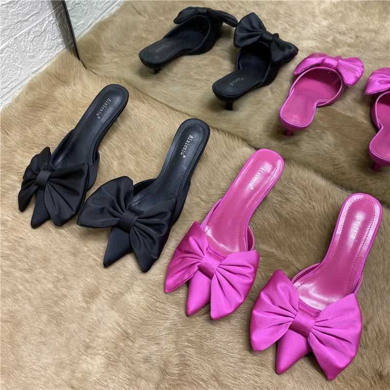 Polka Dots Pointed Toe Bow Heel Shoes