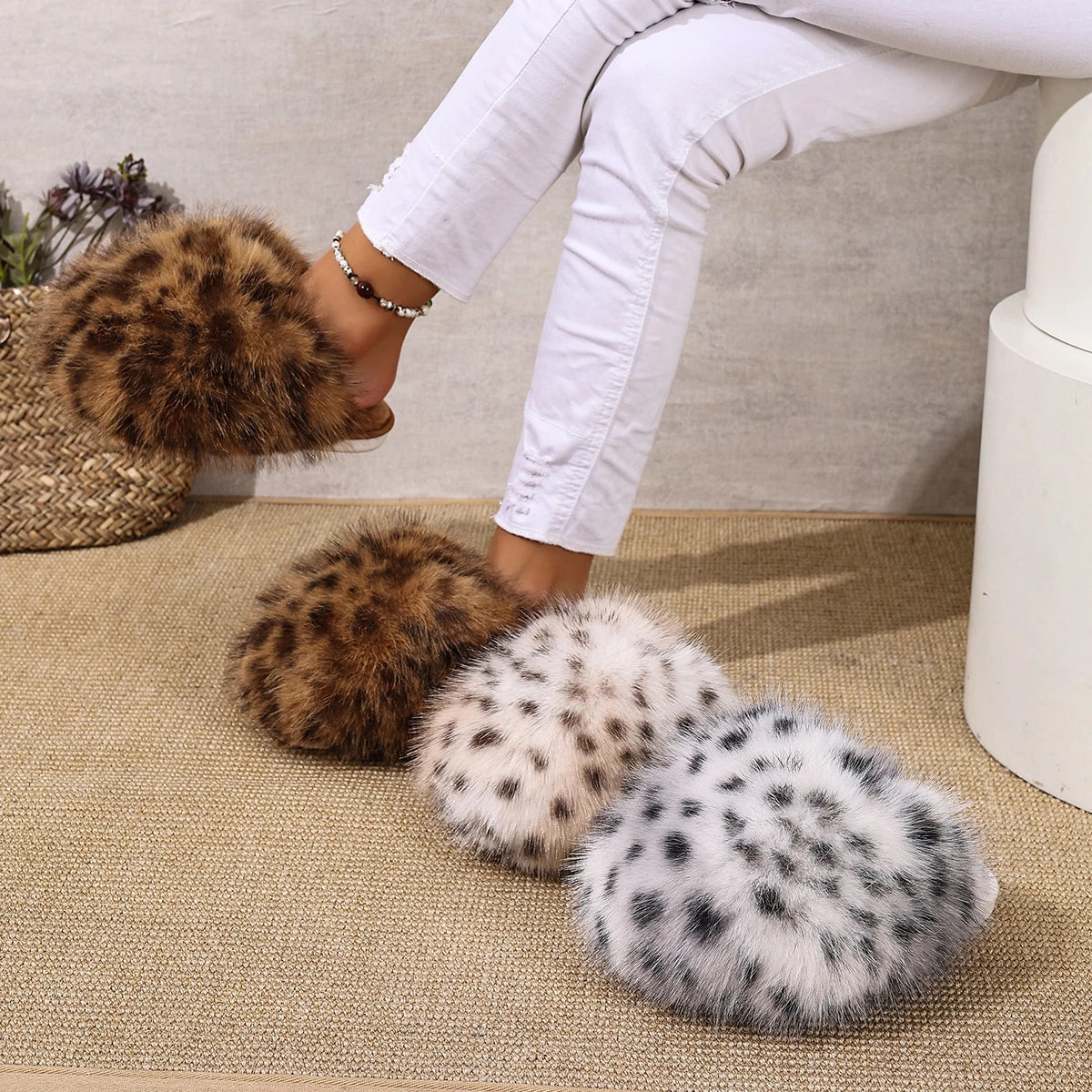 Faux Fur Leopard Pattern Soft Sole Indoor Ladies Shoes