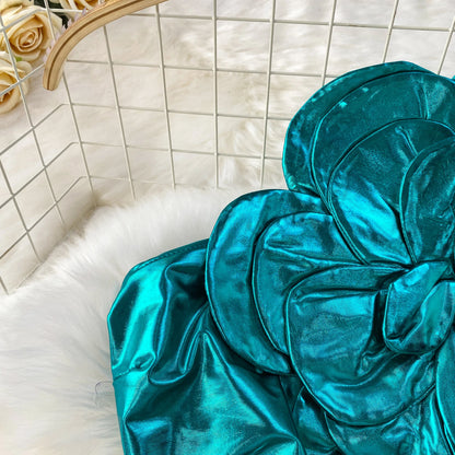 Chic Spliced Halter Diagonal Collar Dresses