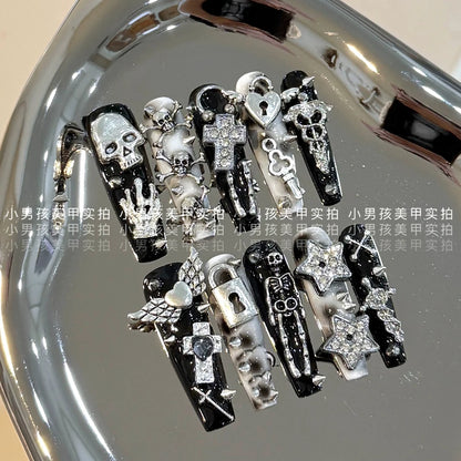 10Pcs Luxury Court Handmade Long Stiletto Full Cover Nails 3D Spice Girl Sparkling Diamond Bow Pearl Flowers Wearable Fake Nails