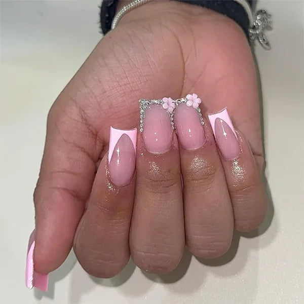 24PCS Short Square Fake Nails Sweet Pink Lips with 3D Bowknot Diamonds French Press on Nails Full Cover Detachable Nail Tips Art