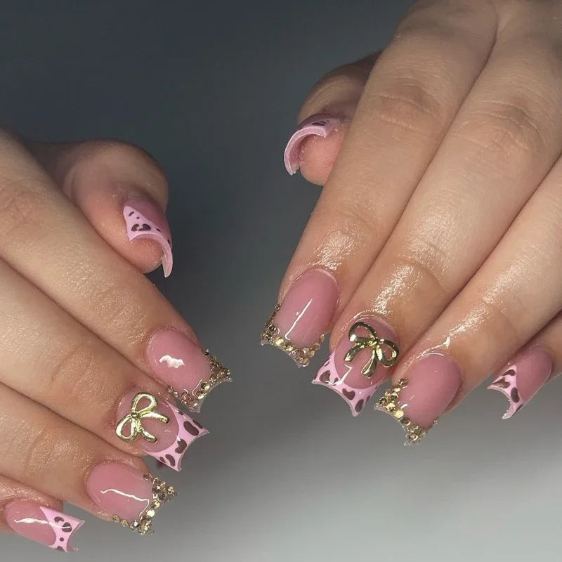 24PCS Short Square Fake Nails Sweet Pink Lips with 3D Bowknot Diamonds French Press on Nails Full Cover Detachable Nail Tips Art