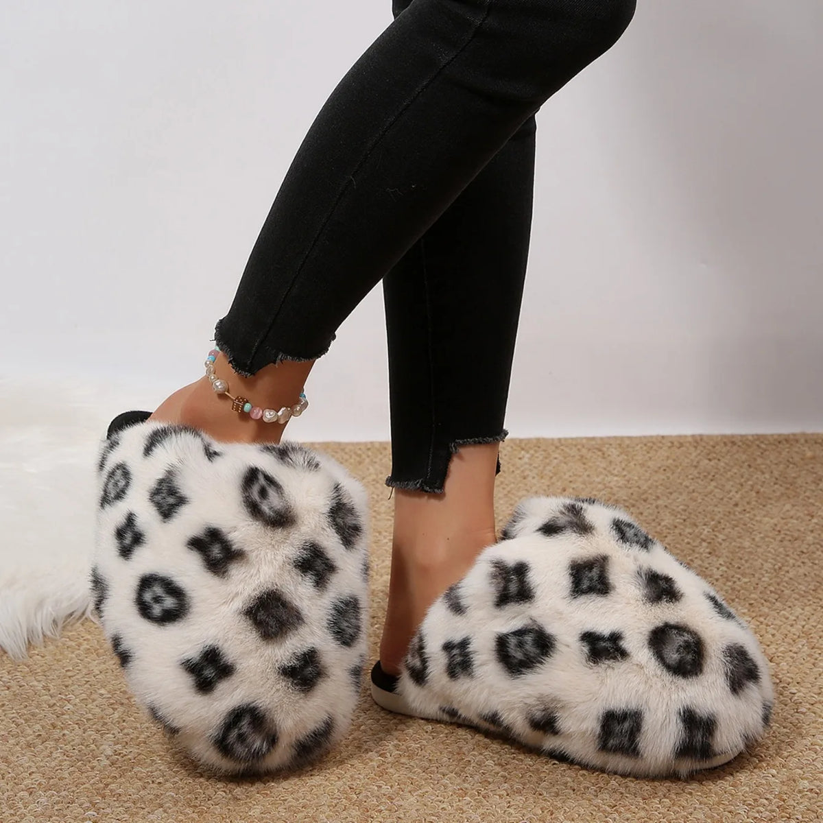 New Fluffy Luxury Designer Home Casual Fuzzy Shoes for Women