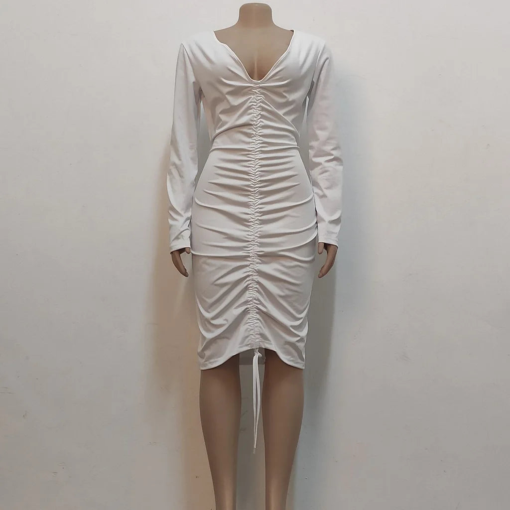 Big V-neck slightly wrinkled chest wrap dresses