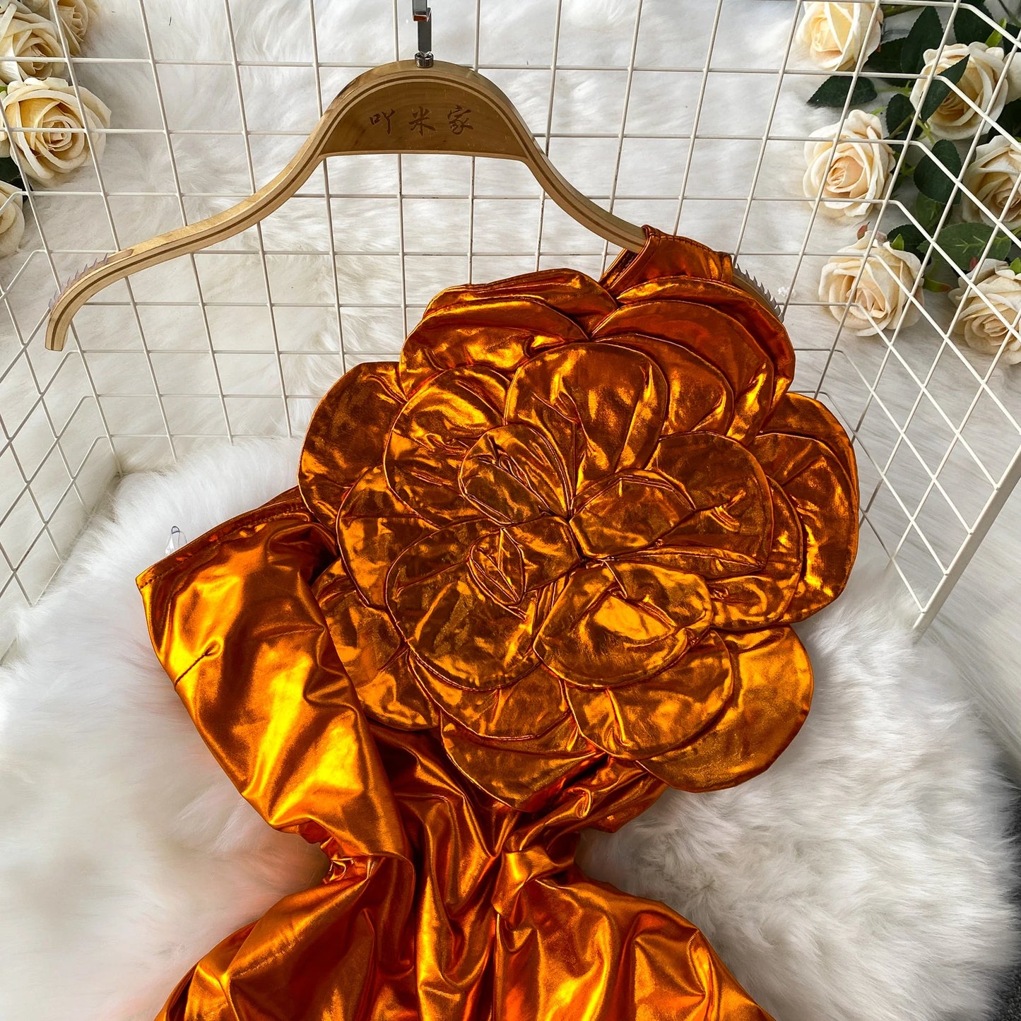 Chic Spliced Halter Diagonal Collar Dresses