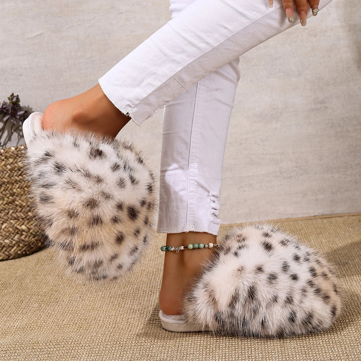 Faux Fur Leopard Pattern Soft Sole Indoor Ladies Shoes