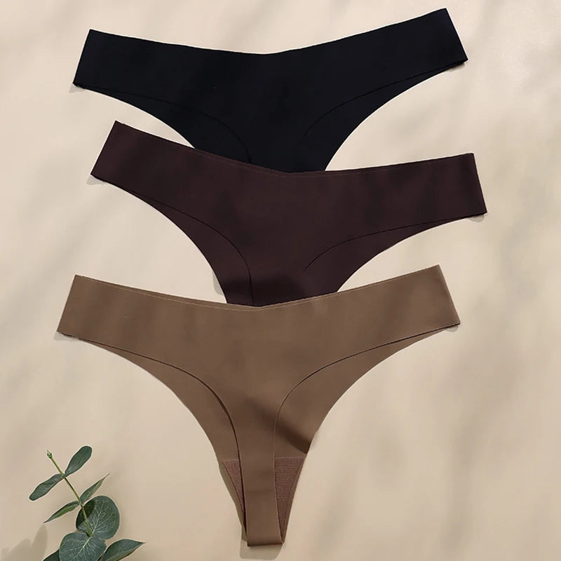 Seamless Thong Low Waist Panties Wire Free Bra Lingerie Set (1pc)