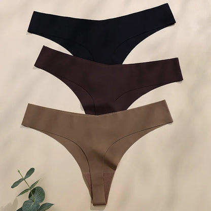 Seamless Thong Low Waist Panties Wire Free Bra Lingerie Set (1pc)