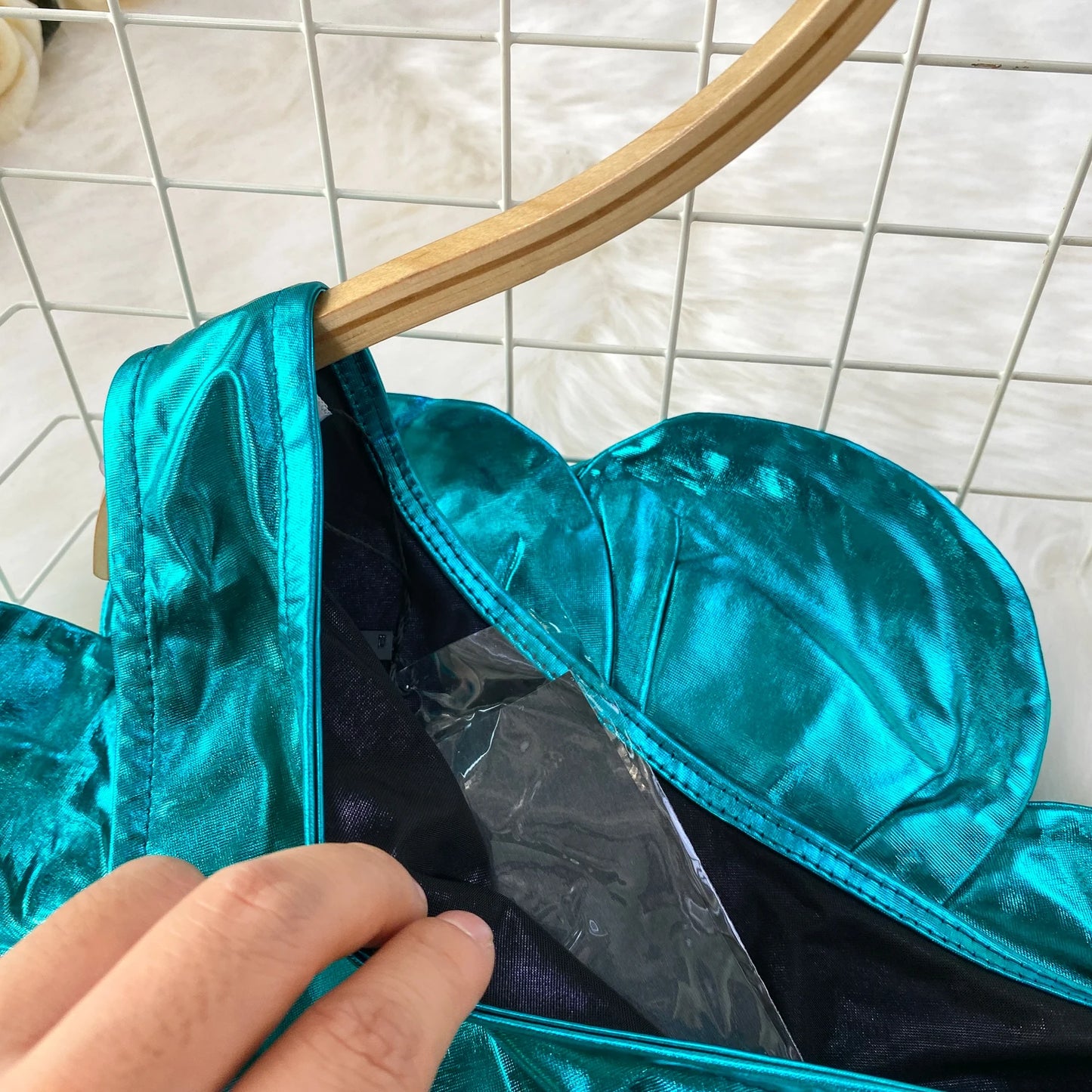 Chic Spliced Halter Diagonal Collar Dresses