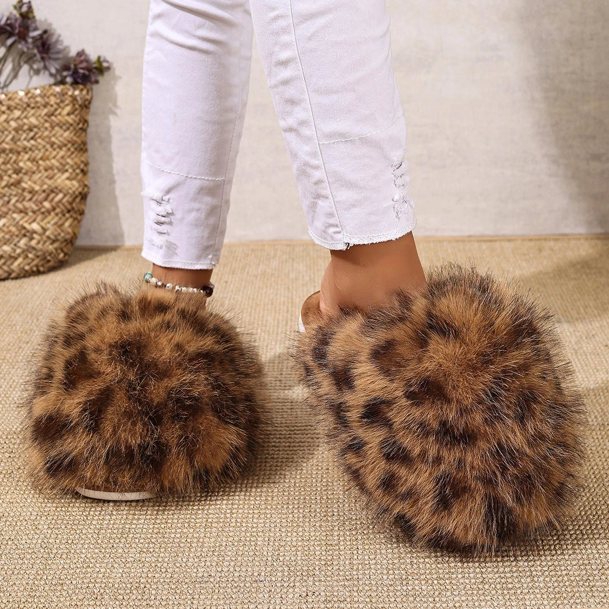 Faux Fur Leopard Pattern Soft Sole Indoor Ladies Shoes